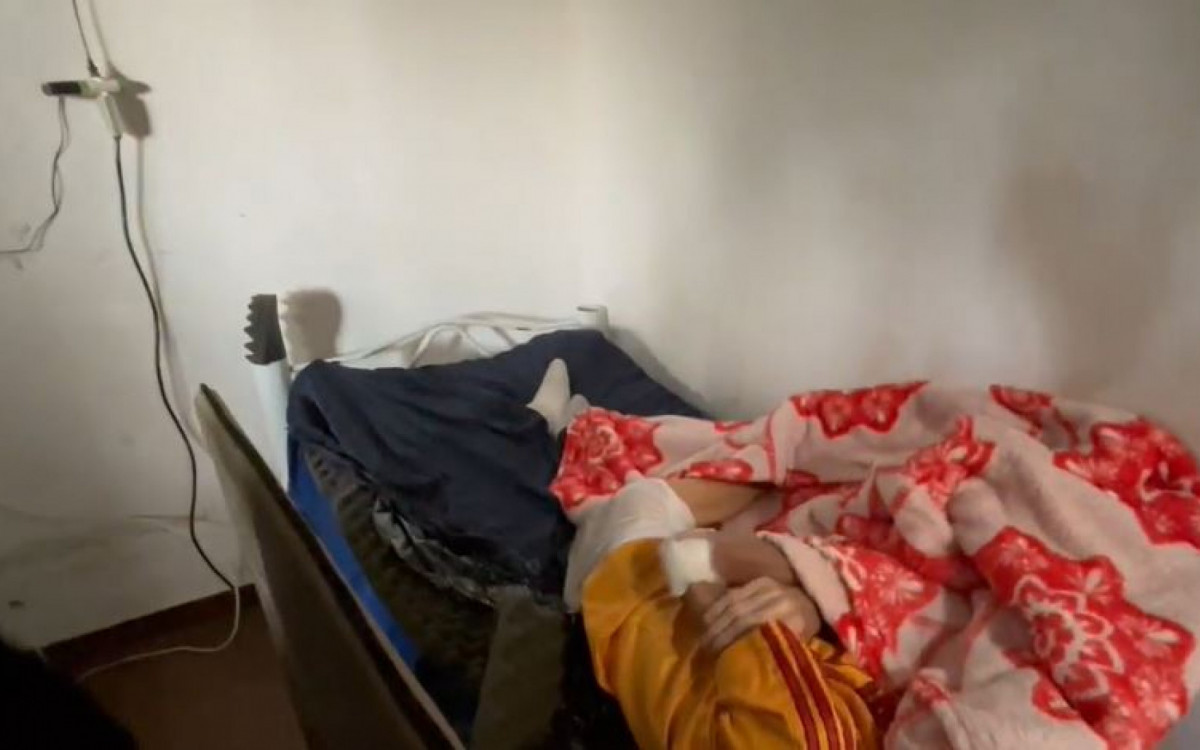 Asilo clandestino que abrigava idosos em condições insalubres é interditado na Zona Oeste