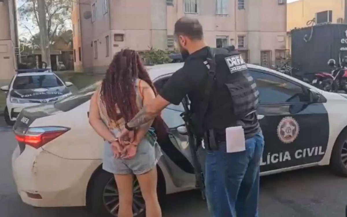 Mulher que atuava como 'mula' do tráfico é presa na Zona Oeste