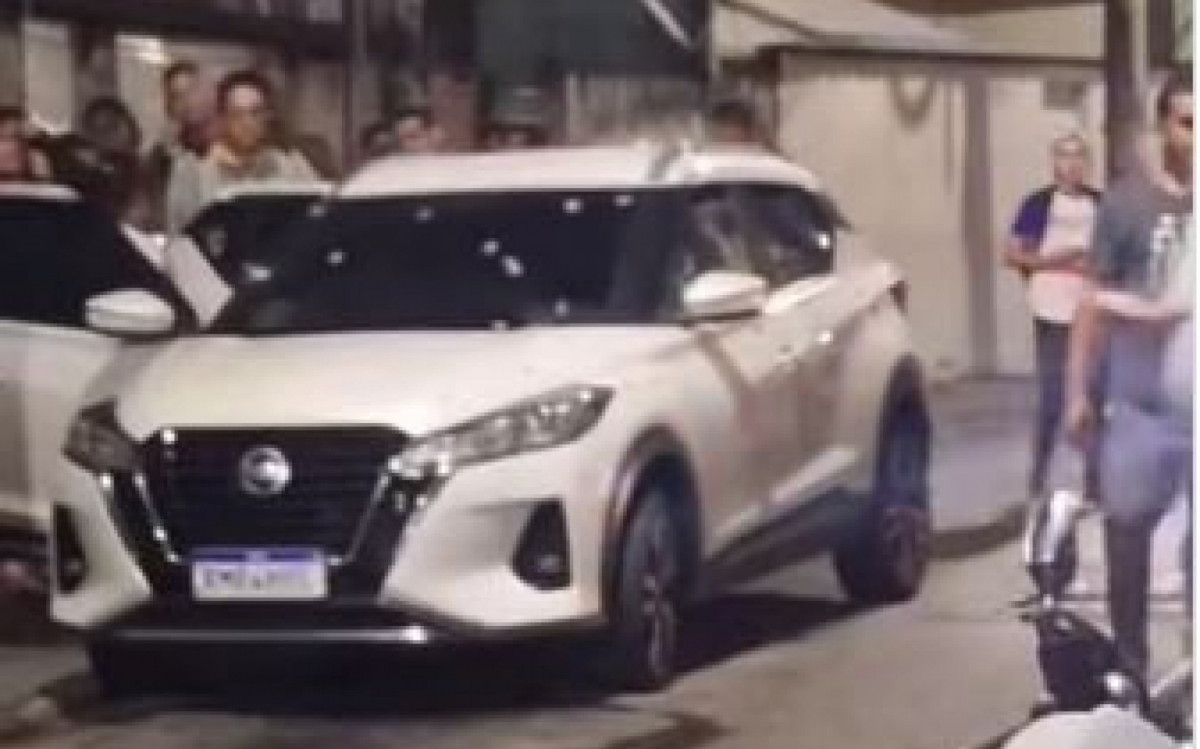 Mãe e filha são baleadas dentro de carro em Jacarepaguá