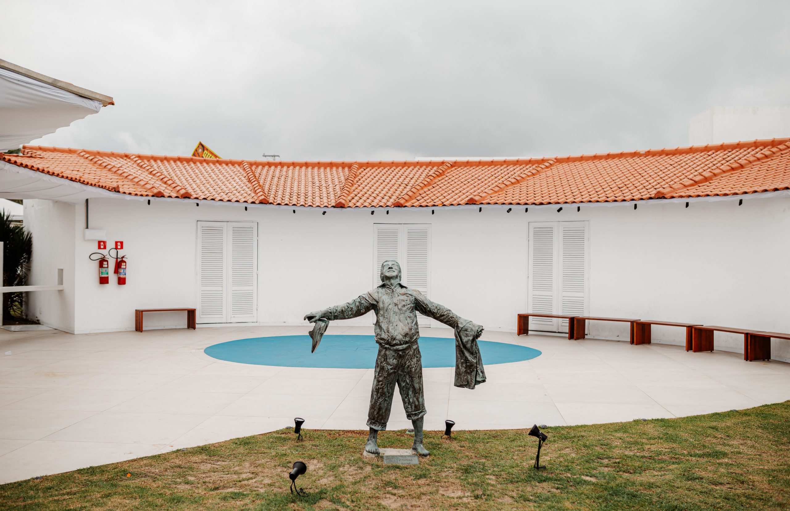 Maricá incentiva acesso de mulheres à cultura com visita ao Museu Casa Darcy Ribeiro